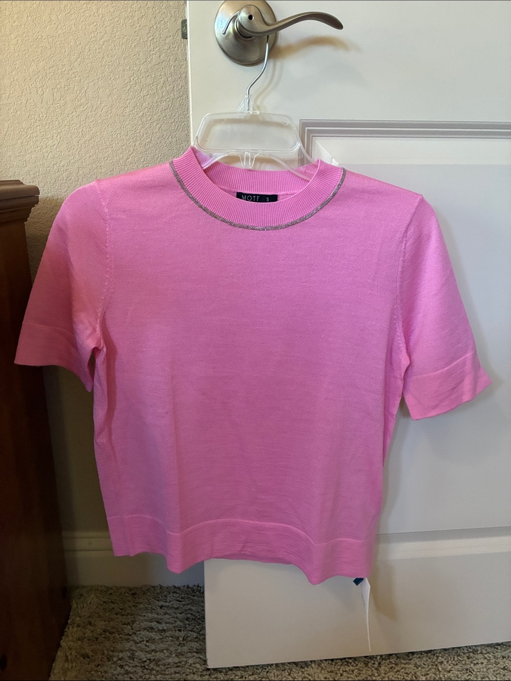 NWT Pink Short Sleeve Knit Top 100% Wool